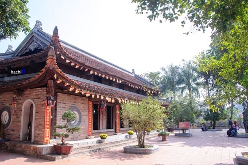 Kim Lien Pagoda