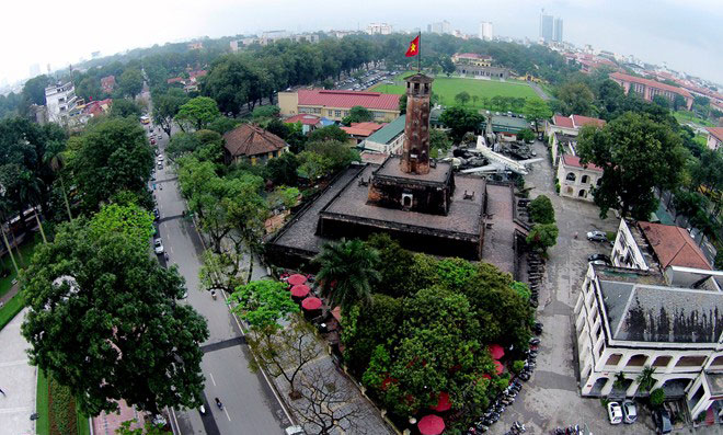 Drapeau de la Tour de Hanoi