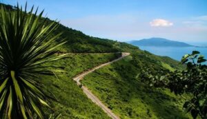 Lonely Planet highlights Vietnam’s Top 7 road trips